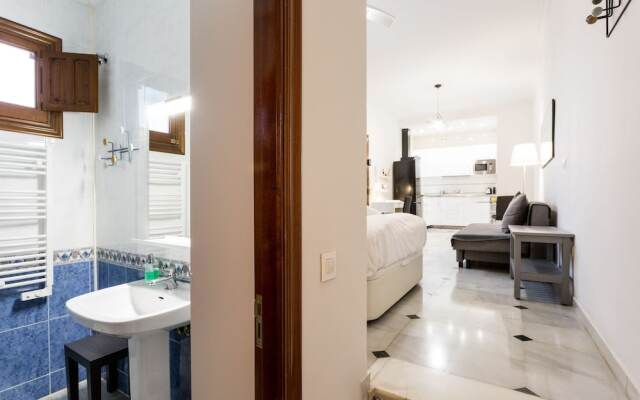 Holi-Rent Estudio Baños