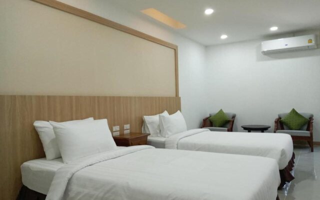 Nine Smiths Hotel Chiang Mai