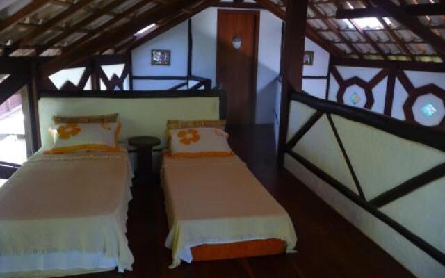 Shanti House Apart