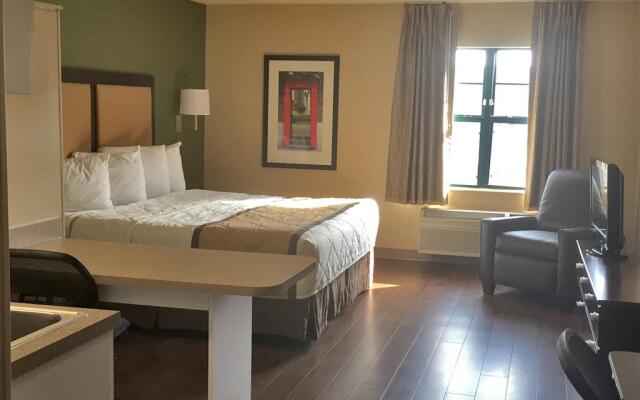 Extended Stay America Select Suites Chicago Hanover Park