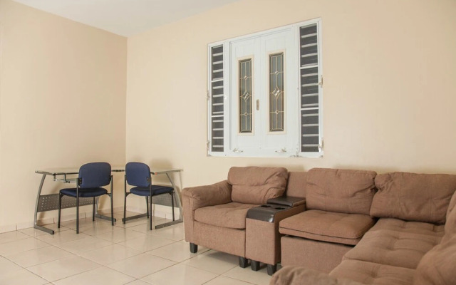 Colinas del Atlantico Vacational House 2nd Floor
