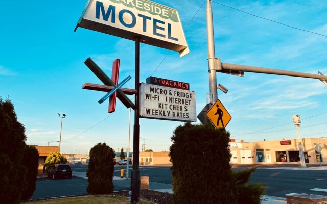 Lakeside Motel