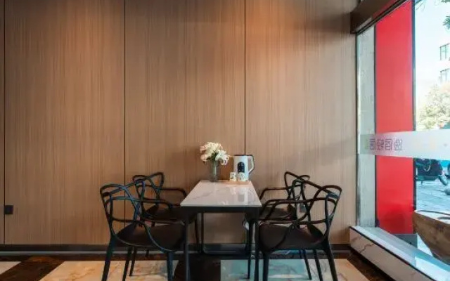 Mengfei'er Chain Hotel
