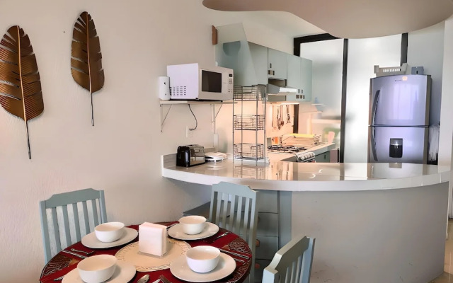 Beachfront and Ocean View Apartment