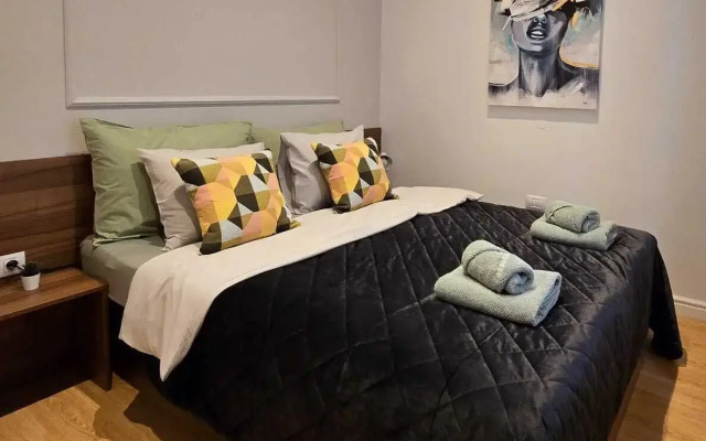 Tesla Boutique Apartments & Rooms