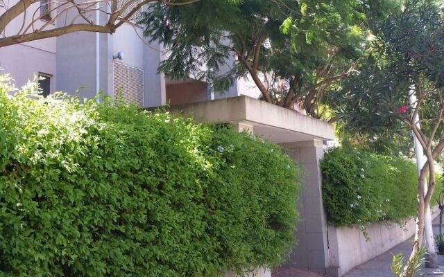 B&B Mareya