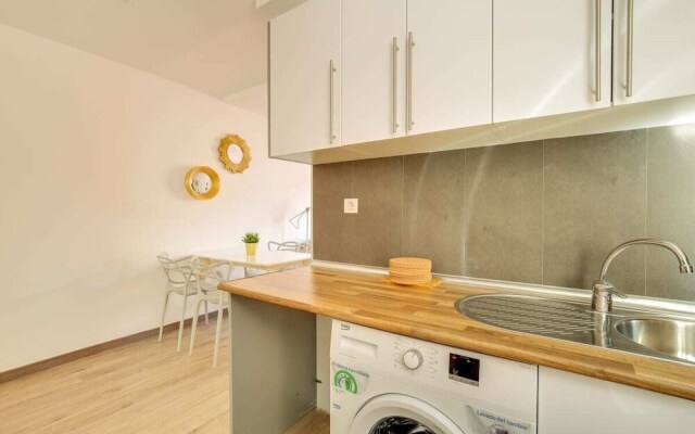 Wonderful Renovated 1 Bed With Terrace