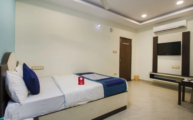 OYO 3968 Chandras Residency