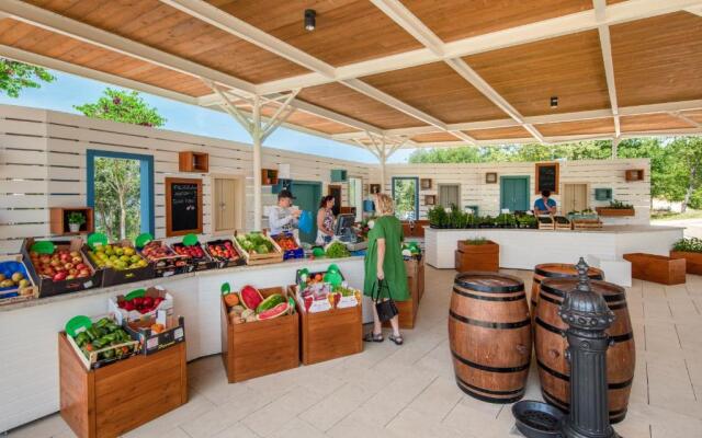 Camping Adria Mobile Homes Lanterna