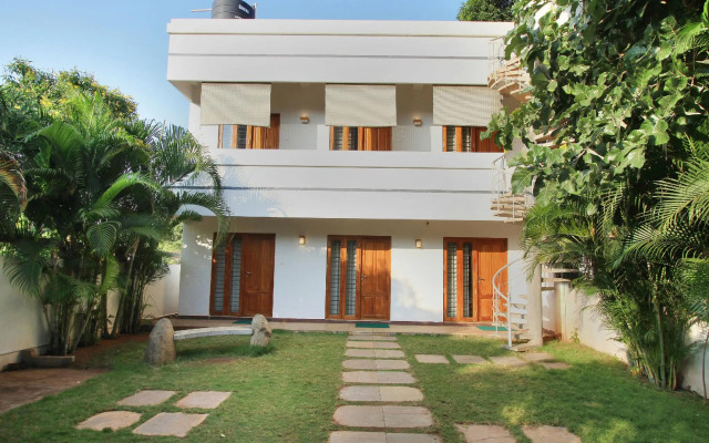 OYO 8229 Marine Drive