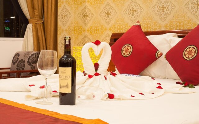 Luxury Hotel