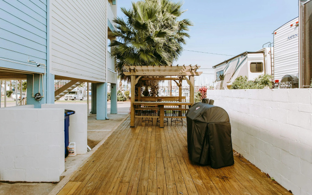 Scottish Inns and Suites - Near Kemah Boardwalk