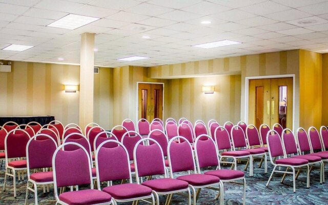 Quality Inn & Suites Conference Center