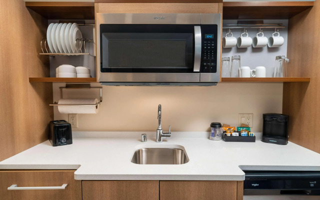 Home2 Suites by Hilton Bakersfield
