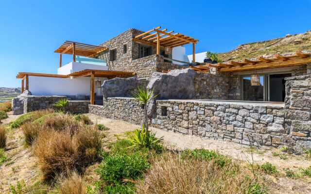 Nasta Intentional Living Mykonos
