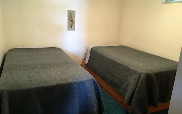 TO Stays - Waterfront Lake House Retreat