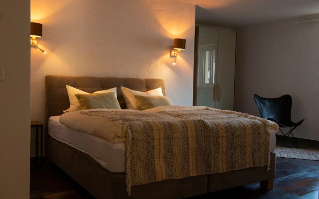 Rochter Apartments