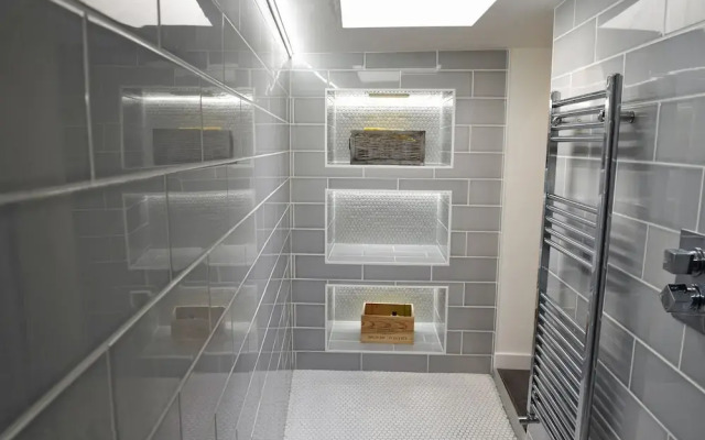 Toothbrush Apartments - Central Ipswich - Fore St - Adults Only
