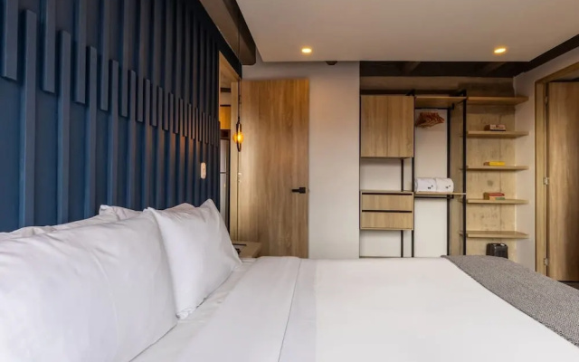 Brilliant 1 BR in Chapinero
