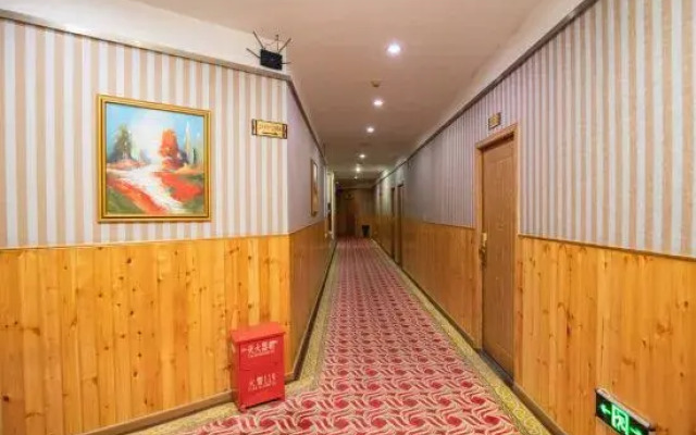 Chongqing Qingxin Inn (Danzi Stone Foreigner Street Store)