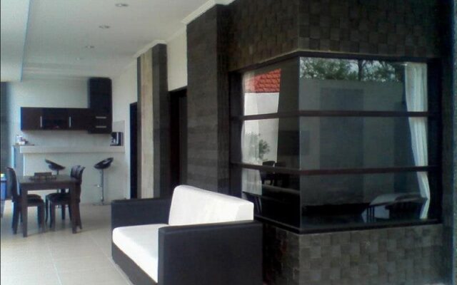 Sri Devi Villas