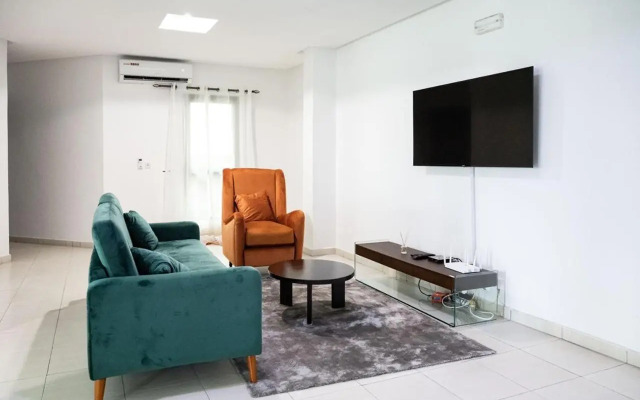 Sublime appartement à Cocody Riviera Bonoumin .