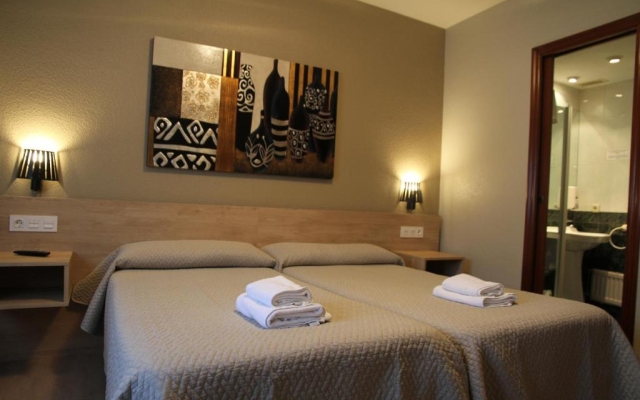 Hostal Acella