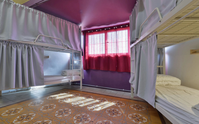 Roger's House Tel Aviv Hostel