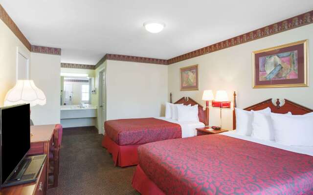 Days Inn by Wyndham Trumann AR