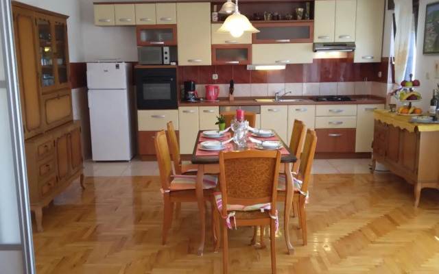 Apartment Meri