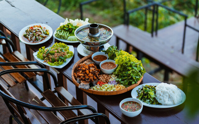 Chiangkhan River Mountain Resort