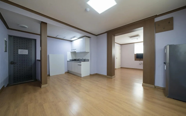 Gangneung Gyeongpodae Eroom