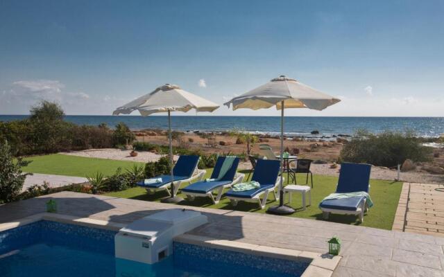 Sea front Villa Dagi (Gorgona Complex, Ayia Napa)