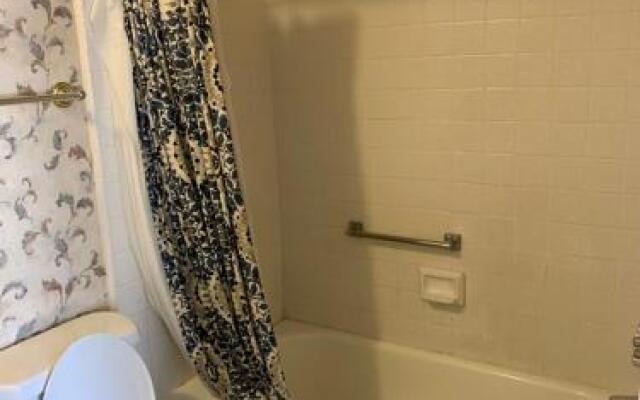 Warm Unit W-Private Bath-C04