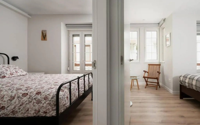 casa en corme encima del mar