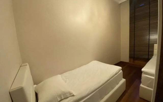 Aslan Residence