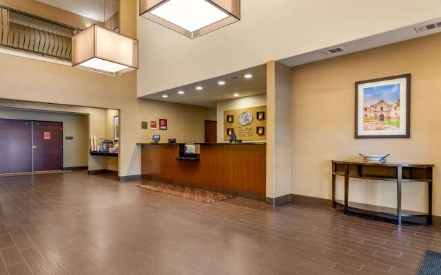 Comfort Suites San Antonio North - Stone Oak