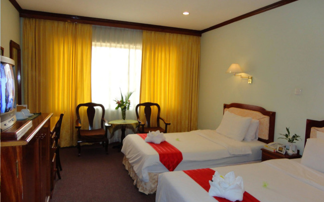 Angkor Hotel