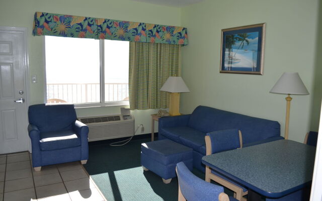 Palmetto Beachfront Hotel, a By the Sea Resort