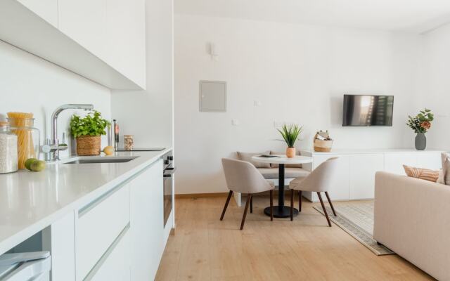 Armonta by Sanders Apt 46-303