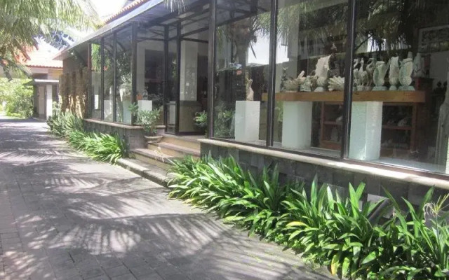 Rita Hotel