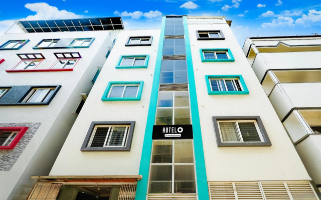 OYO Flagship 18680 Olivia Comforts