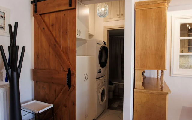 Kozani Central Nest - Homely Vibes