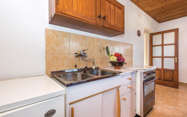 Beautiful Home in Banjol With Wifi and 2 Bedrooms