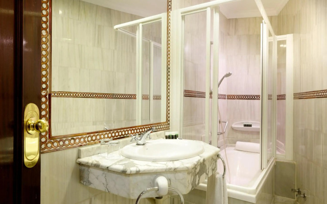 Hotel EXE Triunfo