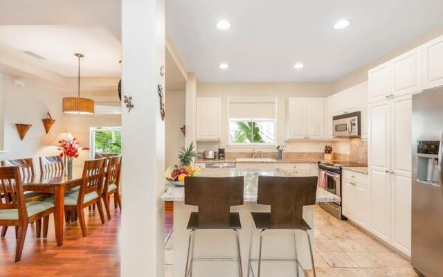 Leilani 3 Bedroom Condo