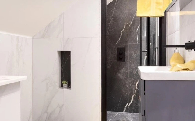 Grayson Court by Deardon Properties