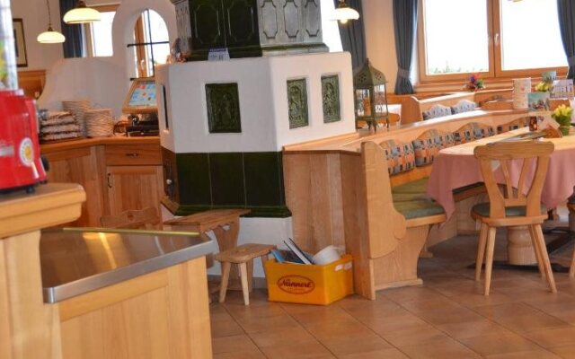 Berggasthaus - Pension Urzn