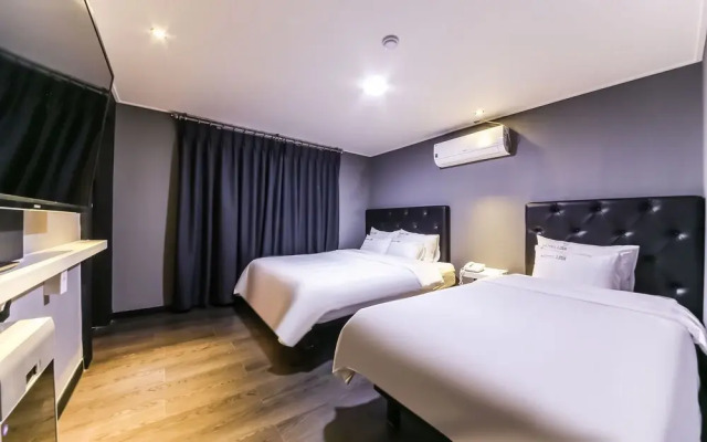 Jeonju Junghwasandong Loui