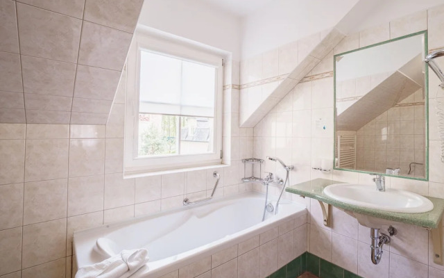 Francis Spa Hotel